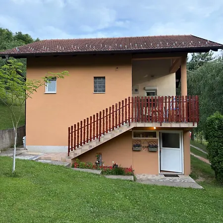Kaja Ferienhaus *